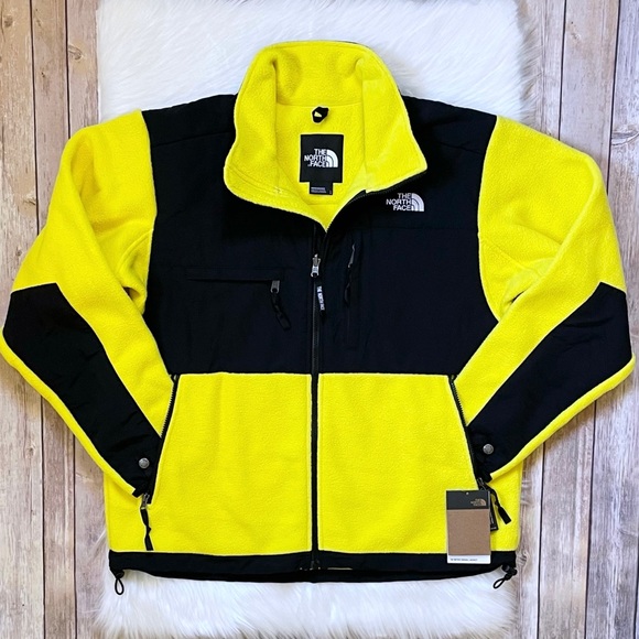 The North Face Men’s ‘95 Retro Denali Jacket - Picture 2 of 8